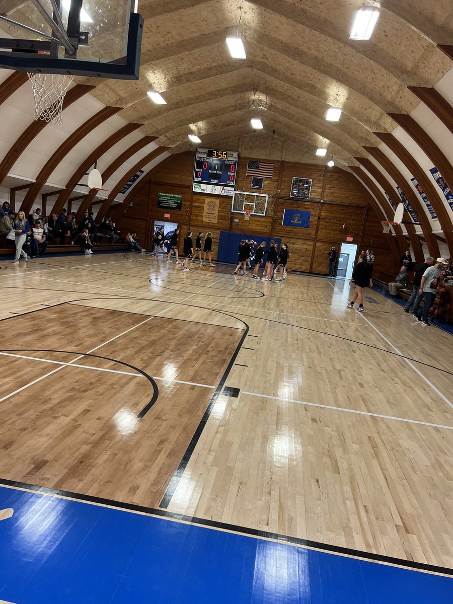 ❤️ Class B Basketball! #GlenfieldND