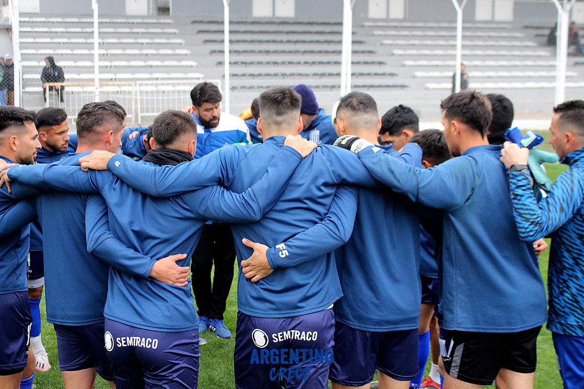CDArgentino's tweet photo. 21 de enero, Día Mundial del Abrazo

💙🤍💙 https://t.co/Xdgmjea72U