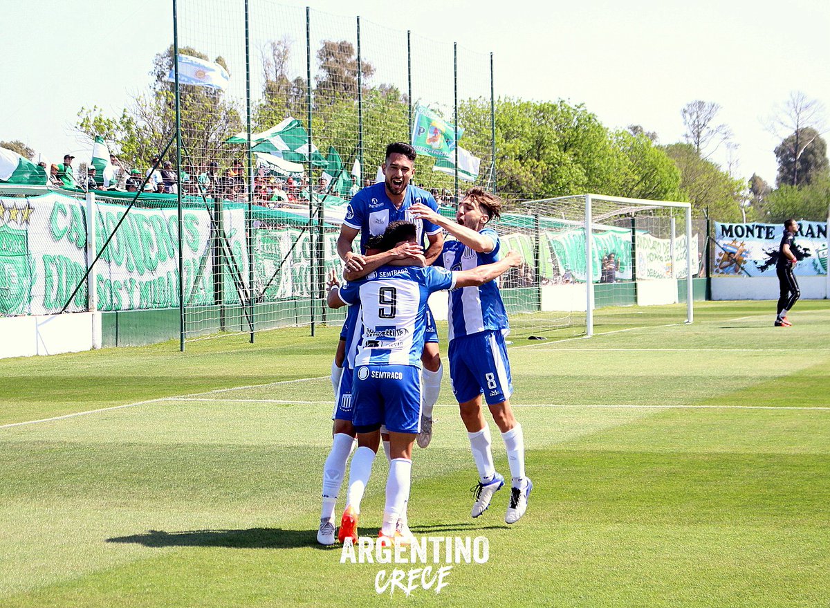 CDArgentino's tweet photo. 21 de enero, Día Mundial del Abrazo

💙🤍💙 https://t.co/Xdgmjea72U