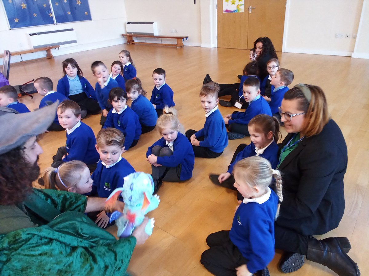 wla_reception's tweet photo. A wizard came to tell us about Fairy Tales from around the world https://t.co/41ODHKGHIf
