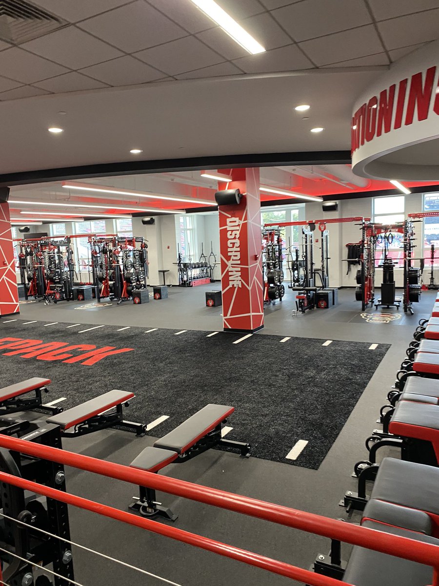 Had a great time today visiting <a href="/PackFootball/">NC State Football</a> today. Had a great time touring the facilities and being able to talk to the coaches. <a href="/CoachDefo/">Coach Joe Deforest</a> <a href="/StateCoachD/">Dave Doeren</a> <a href="/CoachTonyGibson/">Tony Gibson</a>