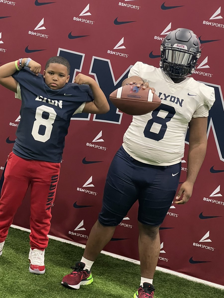 Correction: Senior (and class of 2034) Day!! 🤣 #LyonFam⚔️