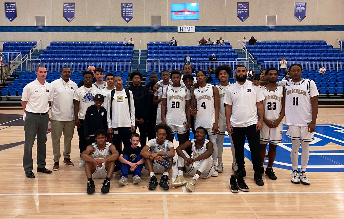 MWC_Beacon's tweet photo. Midwest City boys beat Ponca City 60-52 to win the consolation finals at the Bruce Gray Invitational. DeShawn Denson scored 25 points and was named to the all-tournament team. #okpreps https://t.co/jh29mKgJVr