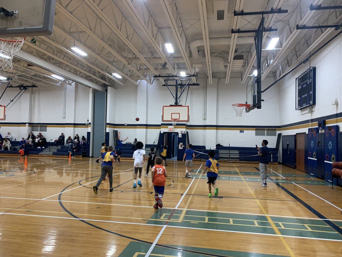 Another great clinic with our Future Panthers! Come check them out Friday February 3rd during our JV and Varsity Halftime! Future is looking bright! 
#family
<a href="/SHCSDAthletics/">Sweet Home Athletics</a> 
<a href="/Sweethomesports/">sh sports central</a> 
<a href="/Devlcoach1/">Michael Licata</a>