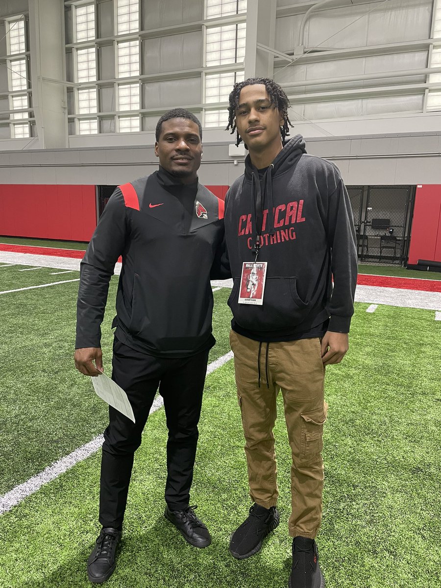 Zack8Clark's tweet photo. Thank you for the invite @_VicHall I had a great time learning about the work ethic, and culture of @BallStateFB #GOBallState https://t.co/ziznlu8ICp