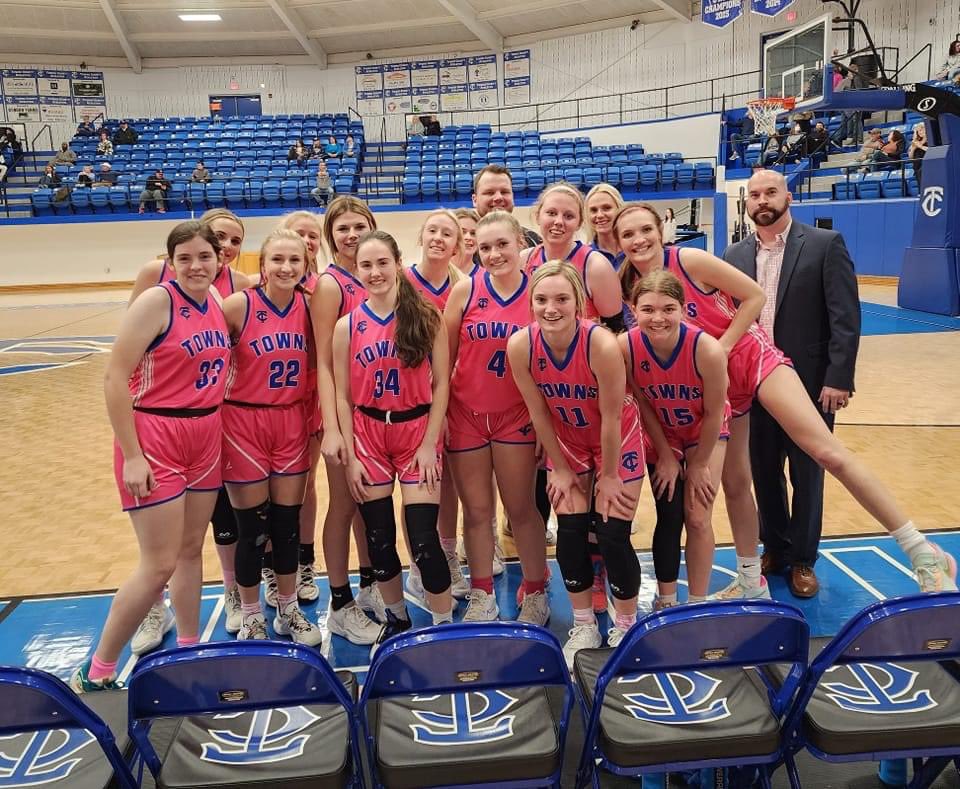 Amazing Region WIN tonight over State ranked #1 LOA 52-49! Lets Go, TC! #LadyIndians 🏀

@sarahsh77399411 20p 5a 6r 1s
<a href="/BrelanSieveking/">Brelan Sieveking</a> 15p 5a 2r
<a href="/kaleighb1205/">kaleigh beaver</a> 10p 11r
Tabitha Barnes 6p 4a 1r 2s
<a href="/EmmaLallement2/">Emma Lallement</a> 1p 4r 1a
Laura Mauldin 2a 5r 1s

<a href="/KyleSandy355/">Kyle Sandy</a> 
<a href="/TeamFYNSports/">Team FYN Sports</a>