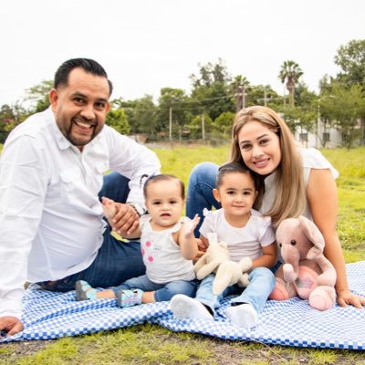 deming_19's tweet photo. #NuevaFotoDePerfil https://t.co/5ERKNIqNZK
