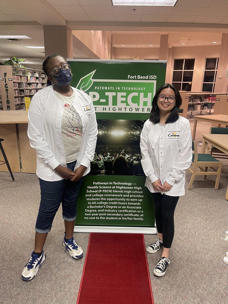 HHS_PTECH's tweet photo. Enjoyed distributing our 1st set of white jackets to our @HHS_Canes @HHS_PTECH students. The 1st of many celebrations 🥳 for our amazing students pursuing an associate degree with a specialization as a medical assistant. Tremendous accomplishment 👏🏾 @FortBendISD @FBISDSupe https://t.co/0303ZAN1b1