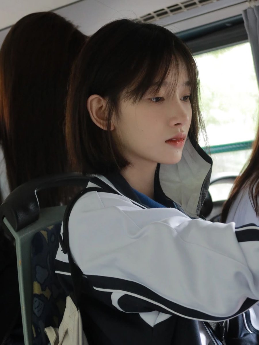 KissM6487's tweet photo. #女高 #女高中生 #清纯女高 #学生妹 #高中生 #高中女 https://t.co/nrCnWQj9TQ