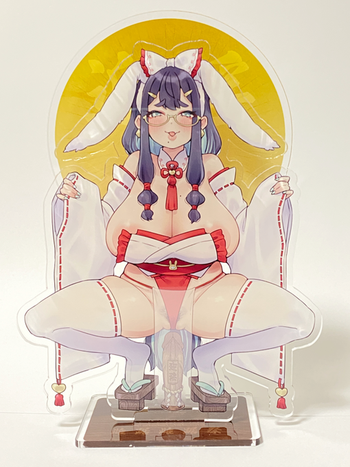 ごくごく僅か在庫ですが一般公開しました～❣️

ちょこちゃん巫女バニーアクリルフィギュア | ちょこぱいSHOP https://t.co/SvWg4WRWB7 #booth_pm 