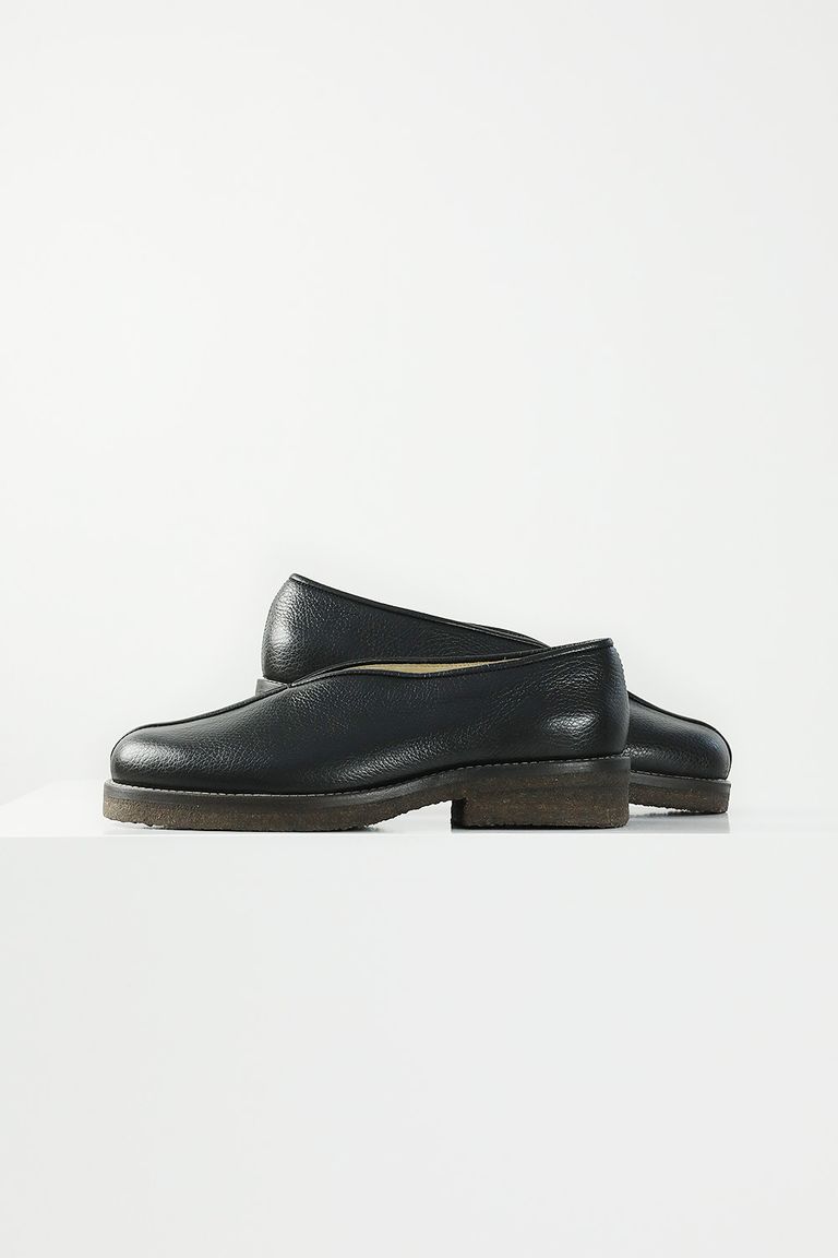 acacia_clothing's tweet photo. 【WEEKLY PICK UP】
・Y's - N-HOODED BLOUSON
https://t.co/2UykPIpugI
・DRIES VAN NOTEN - KLINE
https://t.co/BYmgeIj2oy
・LEMAIRE - PIPED SLIPPERS
https://t.co/X7fsyDBtK9
#ドリスヴァンノッテン
#ルメール
#ヨウジヤマモト
#22aw
#23ss https://t.co/9oqh8x75SO