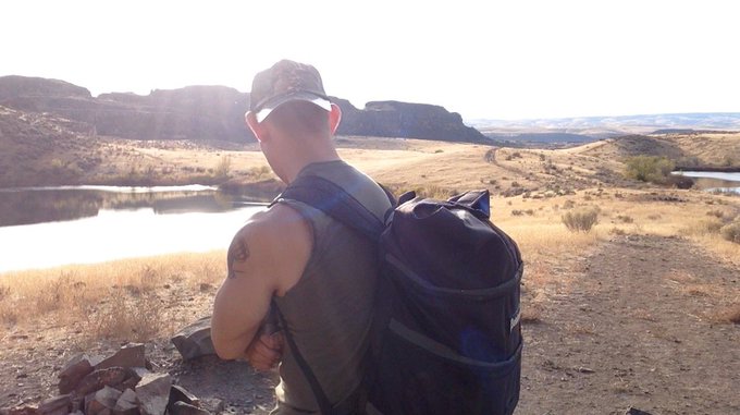 Was alone out here n got horny. Winter sun felt warm.  https://t.co/x2VcI3IqWU https://t.co/8mkRKzwU