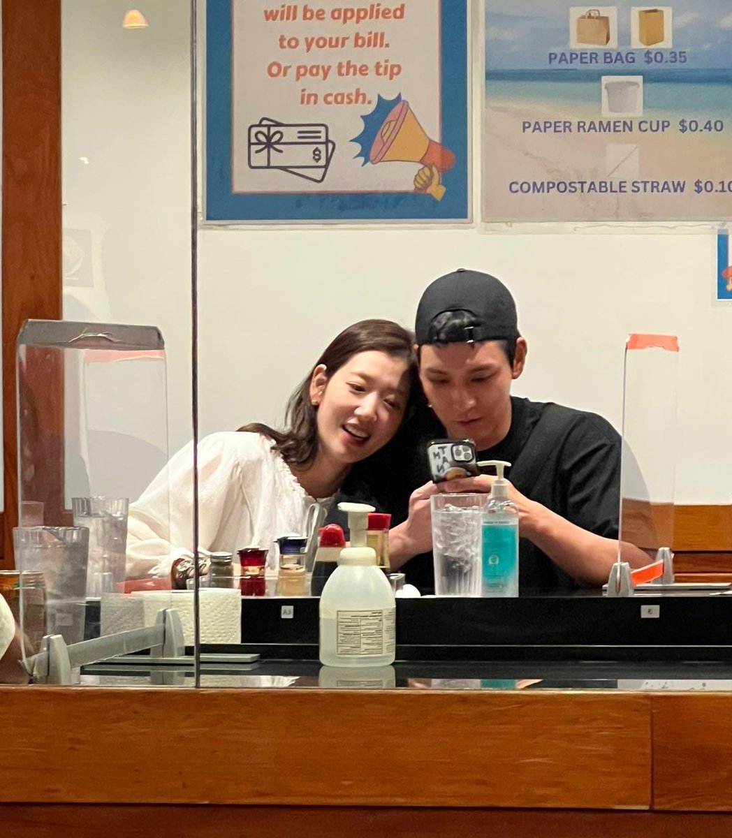 ssinzhyeee's tweet photo. Glimpse of #ChoiTaeJoon &amp; #ParkShinHye in 1 year (220122 - 230122) 📸🫶 

Happy 1st wedding anniversary to the sweetest couple, TaeShin 💗 Thankyou for sharing all ur happiness with us! Hope ur family always get the happiness &amp; surrounded by all good things in this world 💕 https://t.co/zZqMRMj2iv