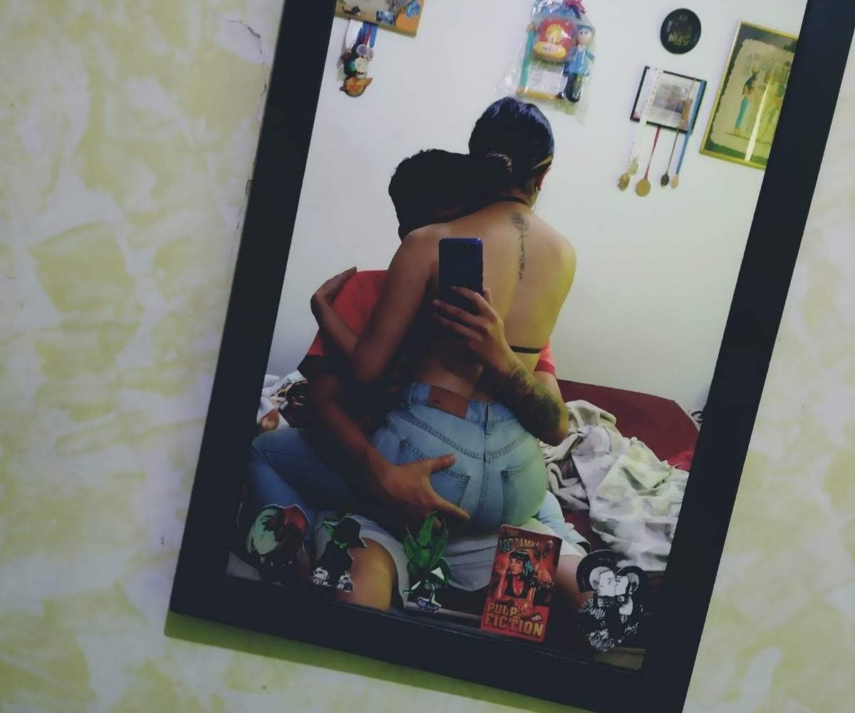 Les deseo un amor bonito como el mio, te amoooo
