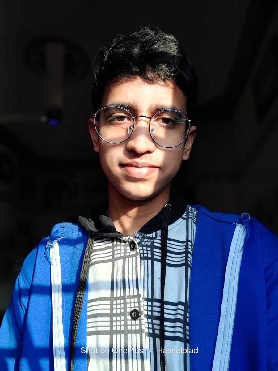 that_chand's tweet image. So, OnePlus has now added a watermark on images captured from the front camera. It wasn't there previously. 

However, there are now some clear lags and frame drops specifically in the camera application. I hope OnePlus will resolve this at the earliest. 

#OnePlus #OnePlus9Pro