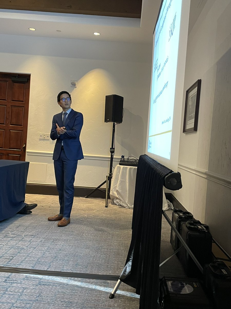 Laleh Melstrom tweet media