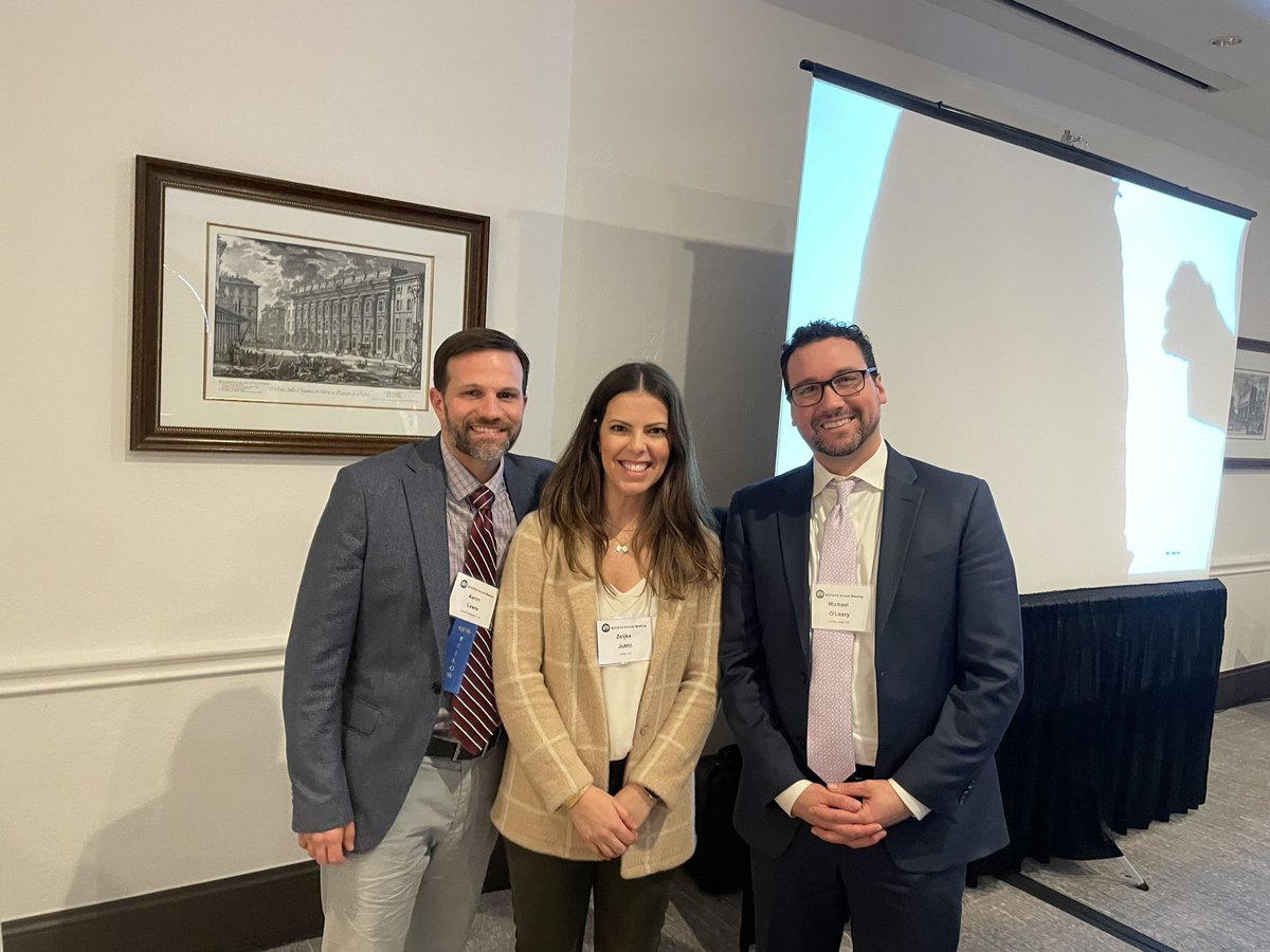 Laleh Melstrom tweet media