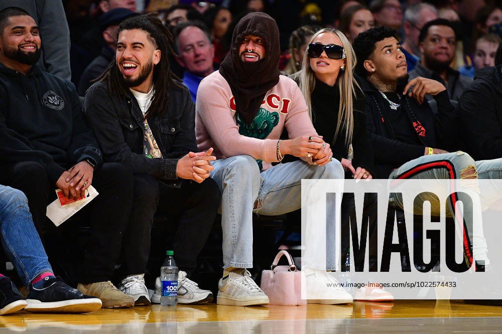 Access Bad Bunny on X: Bad Bunny at the Lakers game last night. 🏀🇺🇸   / X