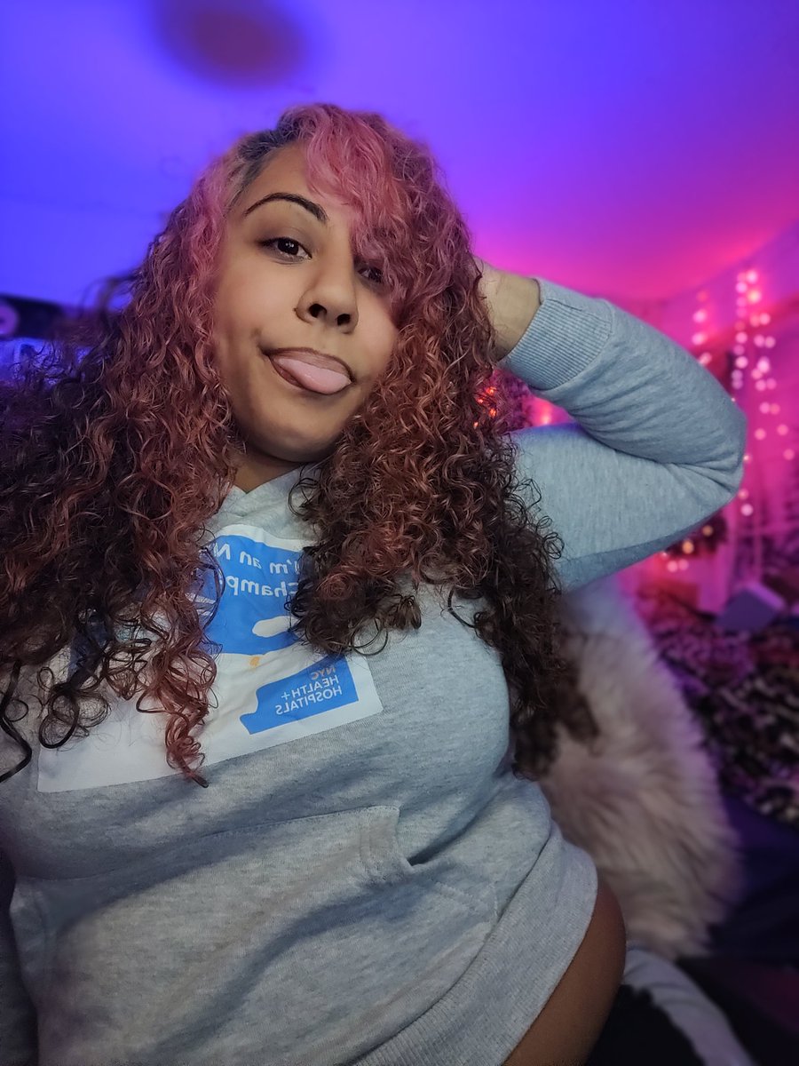 Alice Pika on Twitter: "I'M LIIIIIVEEEEE with that Saturday night