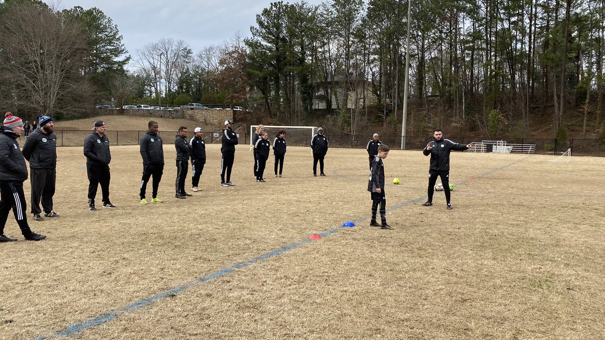 cgsmith_13's tweet photo. 🍀🇺🇸 Day 1 @TYSAsoccer working with their academy coaching staff. Focus on Attacking & Defending Principles! Fantastic group of coaches & great debate throughout the day! #CelticSoccerAcademy #TYSA #CoachEducation https://t.co/FkMCoYEf0B