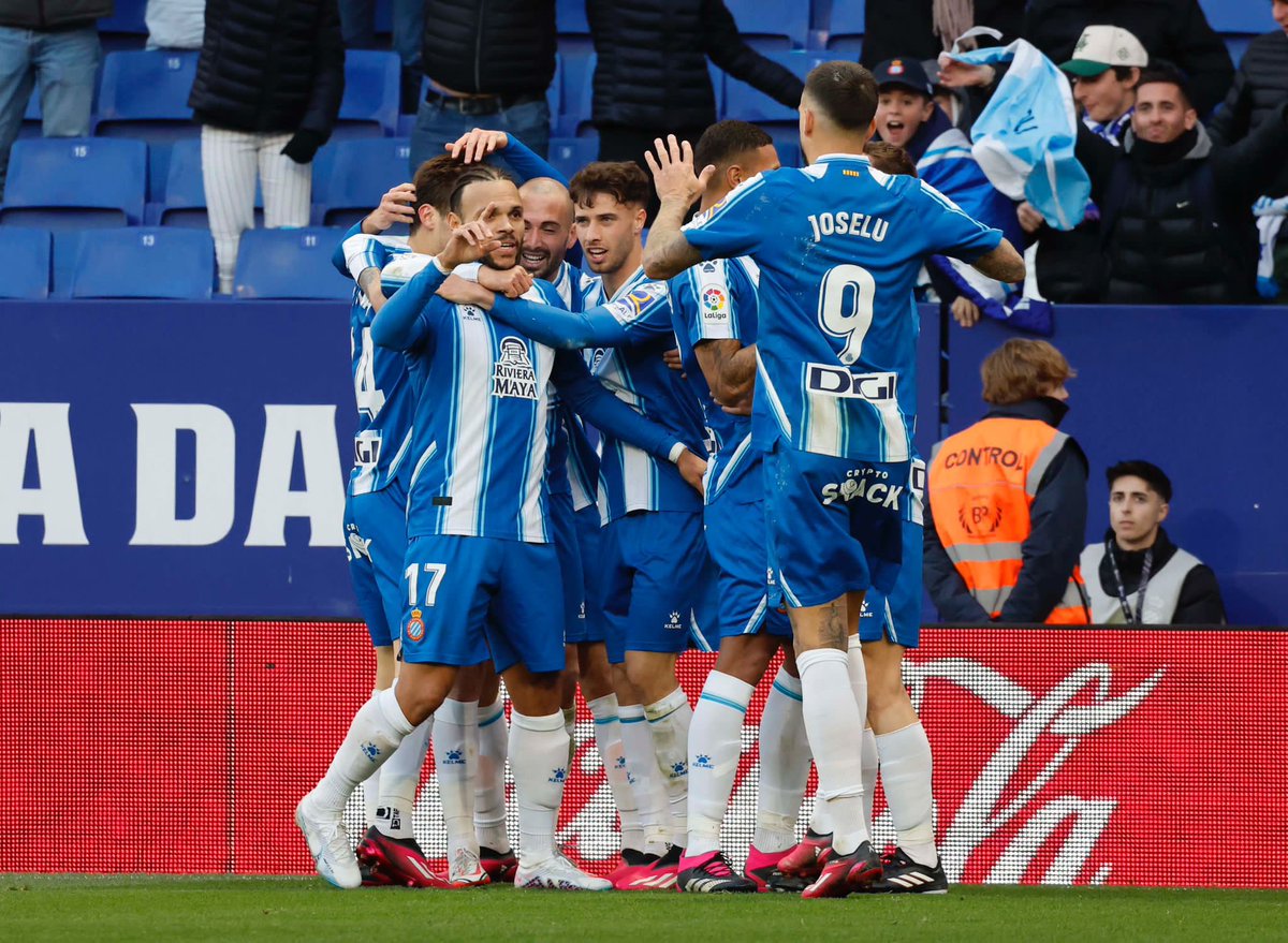 JoseluMato9's tweet photo. QUE BONITO ES SER DEL @RCDEspanyol 💙🤍 https://t.co/ANydmD3YJV