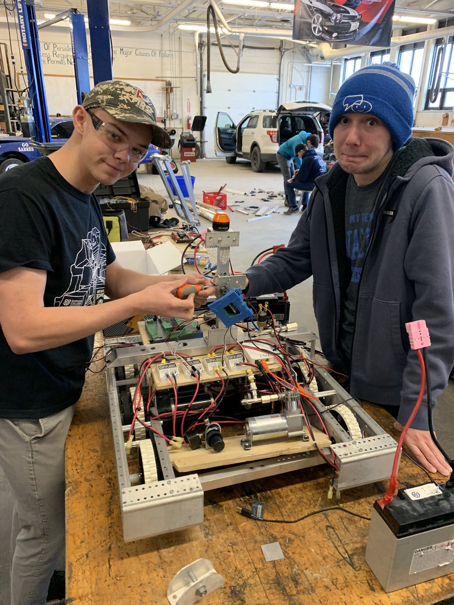 SRL_6514's tweet photo. … another Saturday #BuildDay is in the books @SuttonDHS - our #TestBot is operational, our new chassis assembled, and components are in progress! We’re getting #ChargedUp and ready for the @CANFIRST season - 🤓❤️🤖 #OMGRobots #STEM https://t.co/2guDqudo9V