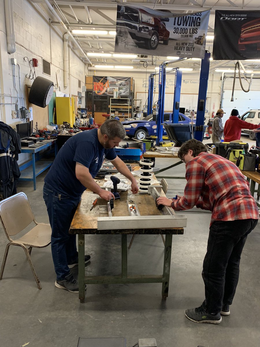 SRL_6514's tweet photo. … another Saturday #BuildDay is in the books @SuttonDHS - our #TestBot is operational, our new chassis assembled, and components are in progress! We’re getting #ChargedUp and ready for the @CANFIRST season - 🤓❤️🤖 #OMGRobots #STEM https://t.co/2guDqudo9V