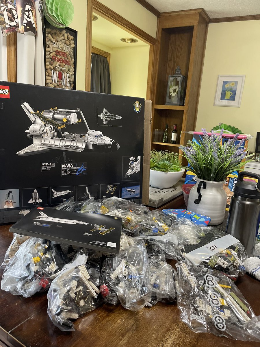Start. 0/17

#LEGO #SpaceShuttleDiscovery