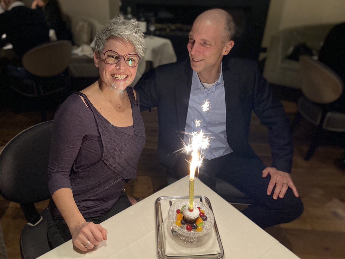 JenniferHopp_'s tweet photo. Eine „sternewürdige“ Geburtstagsüberraschung ♥️ ⭐️ 🎁 #guidemichelin #sterneküche #liebegehtdurchdenmagen https://t.co/jK3IORun4u