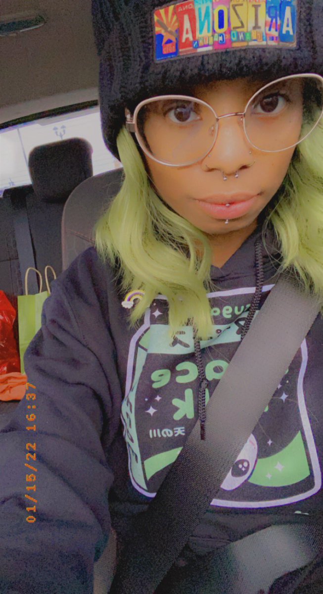 planetzorfex's tweet photo. A few from 2022 💚👽 https://t.co/44i46vdO38