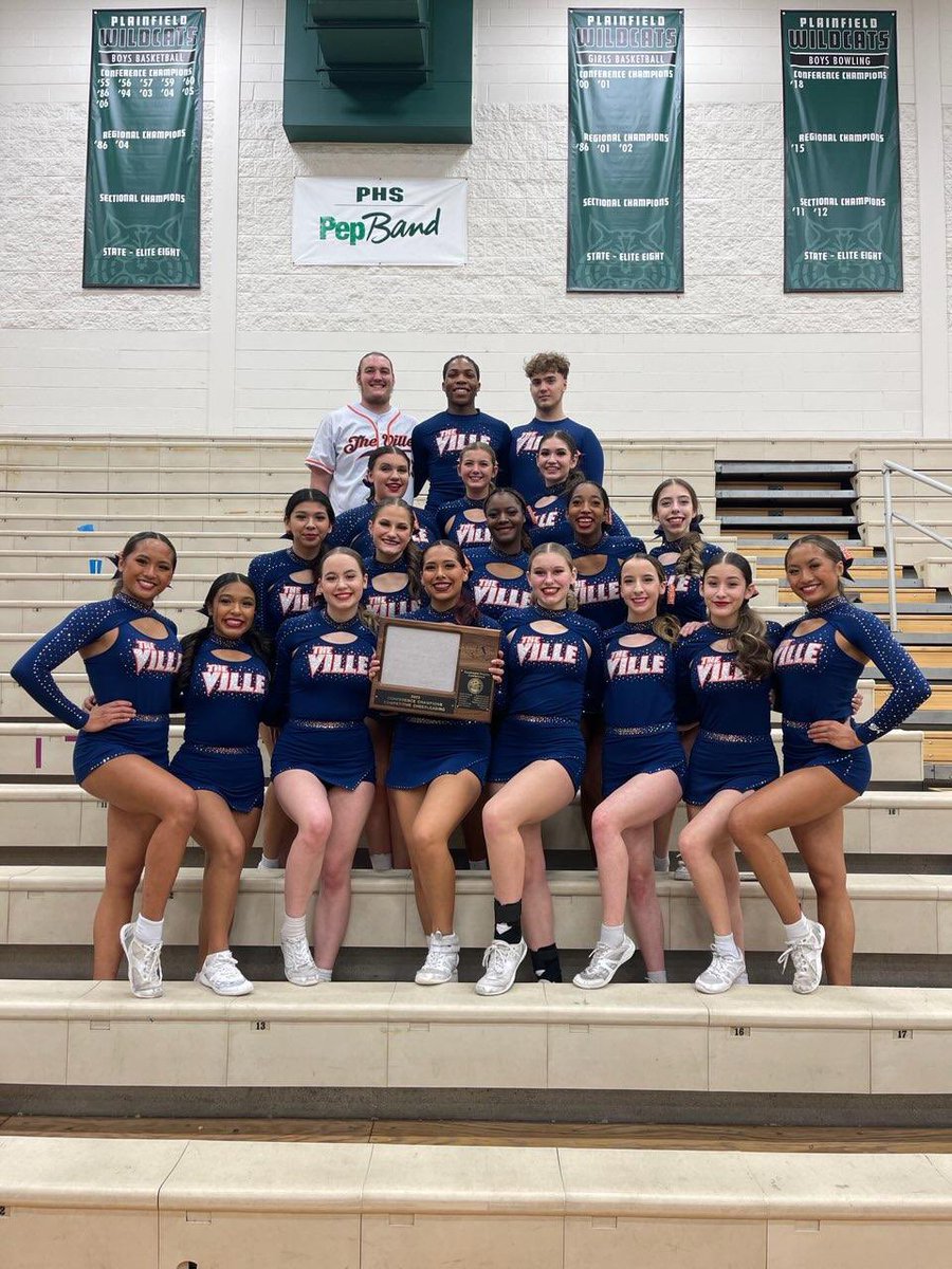 SpartansBooster's tweet photo. A big congratulations to our Varsity Competitive Cheer team! They are our conference CHAMPS 🙌🏼🎊📣🎊🙌🏼 Our JV Competitive Cheer team took 5th place today! Great job squads! 💙🧡 #competitivecheer #RHS #spartanproud https://t.co/VAKy4lliSQ