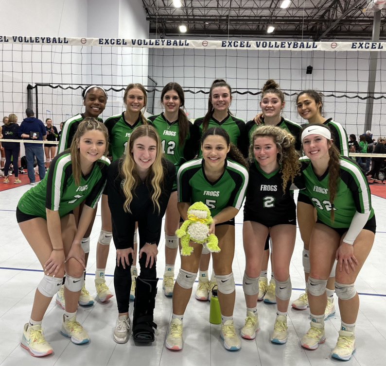gabi__ashcraft's tweet photo. Proud of my team for going 6-0 at Southern Blast on Day 1! @MADFROGVBALL @VBallrecruiter @CoachSamWol23 @vballphil #volleyball #vballrecruiter #CoachSamWol23 #vballphil #setter #vball #madfrog #volley #sport #athlete #volleyballlife https://t.co/Yzy17juiu4