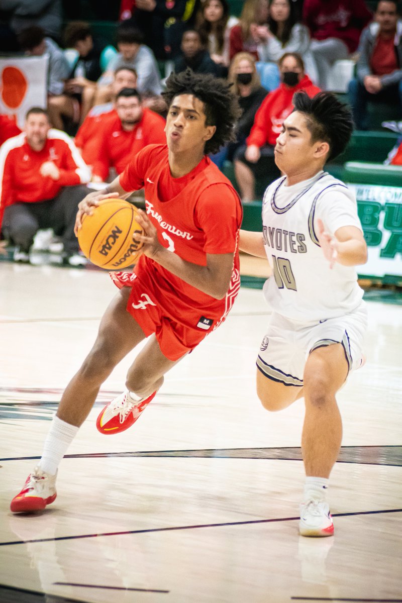 GC_Vizualz's tweet photo. #Fullerton #fullertonbasketball #actionsshots #nike #basketball https://t.co/jg7NZh3lNm
