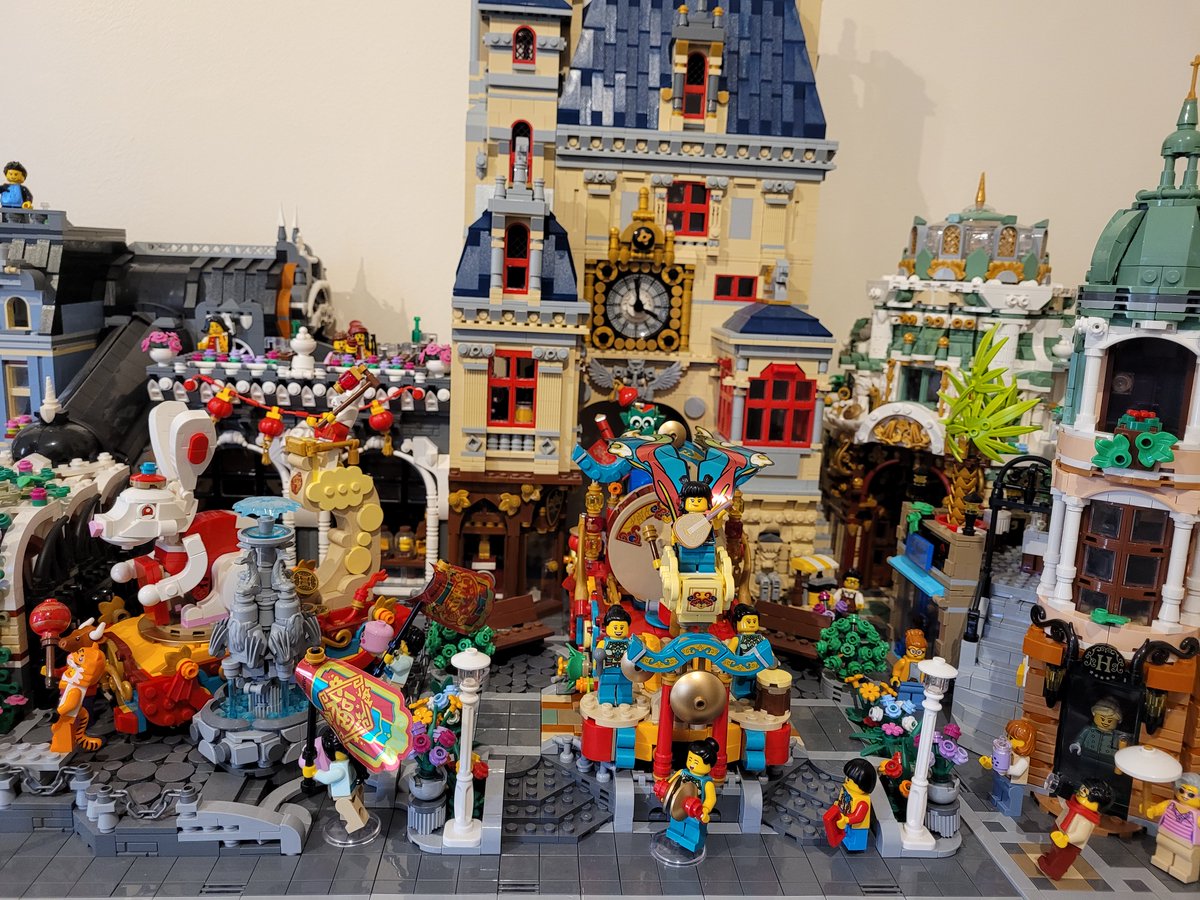BlackMantled's tweet photo. Happy Lunar New Year!🐇 #LEGO #AFOL #MOC #LunarNewYear2023 https://t.co/Ua5ESl7SiH