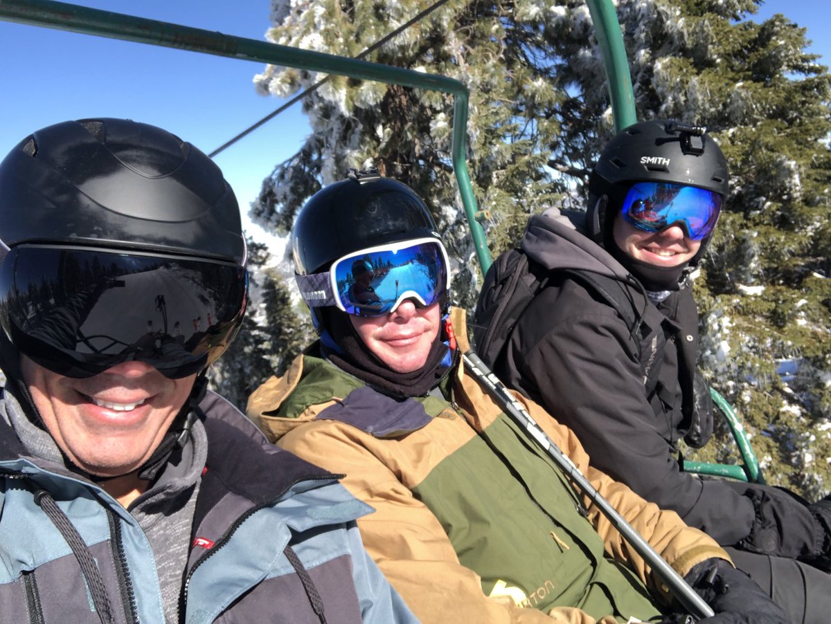 JCavendishmd's tweet photo. Great day at #snowsummit ⁦@BigBearMtResort⁩ https://t.co/T0kXIAVdCG