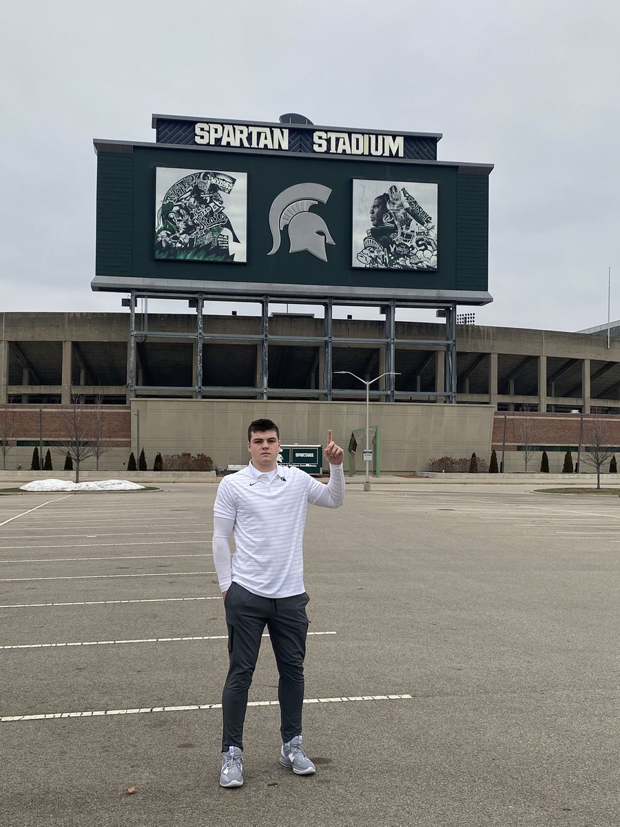 JaxsonWilson4's tweet image. COMMITTED!!! So excited to be a Spartan! #GoGreen #SD4L ⚔️ @Thomas46051046 @ScottieHazelton @Coach_TGilmore @VickersonKevin @Coach_mtucker @CoachLail @Coachjasonnovak @DHarris_45 @twright4sho @ToddJDuckett @RVD_3 @DanOrnerKicking @CoachHawk_5 @hartland_fball @Twil4484
