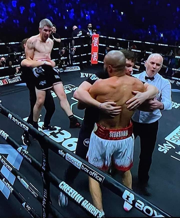 beckybuxton69's tweet photo. @LiamBeefySmith https://t.co/bEL9gXNt3d