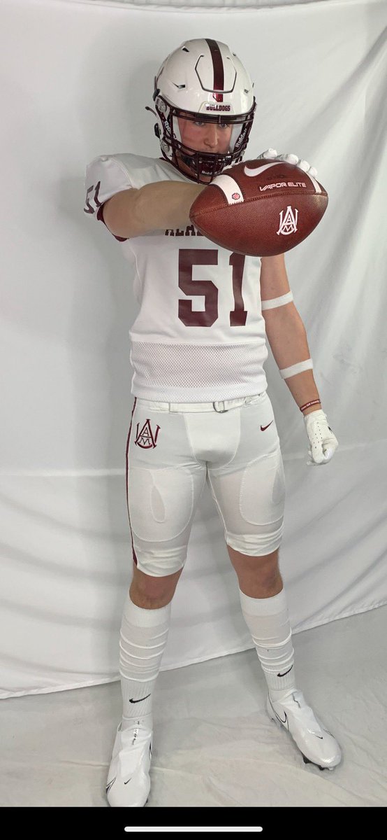 HaleCoFootball's tweet photo. @WillHocutt_ on a visit to @AamufbR!!!   #recruithale https://t.co/sEul76bUAE