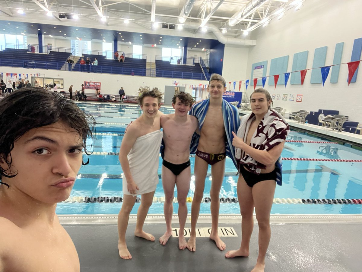 JamieWP16's tweet photo. Had fun today with the team at Lamar’s senior night https://t.co/ssbfjSKrV9