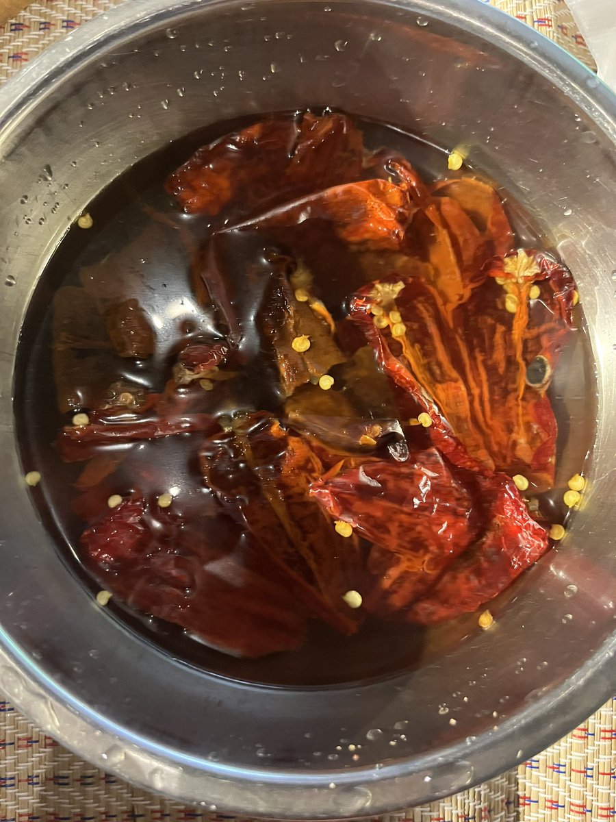 Marie Louise Nosch tweet media