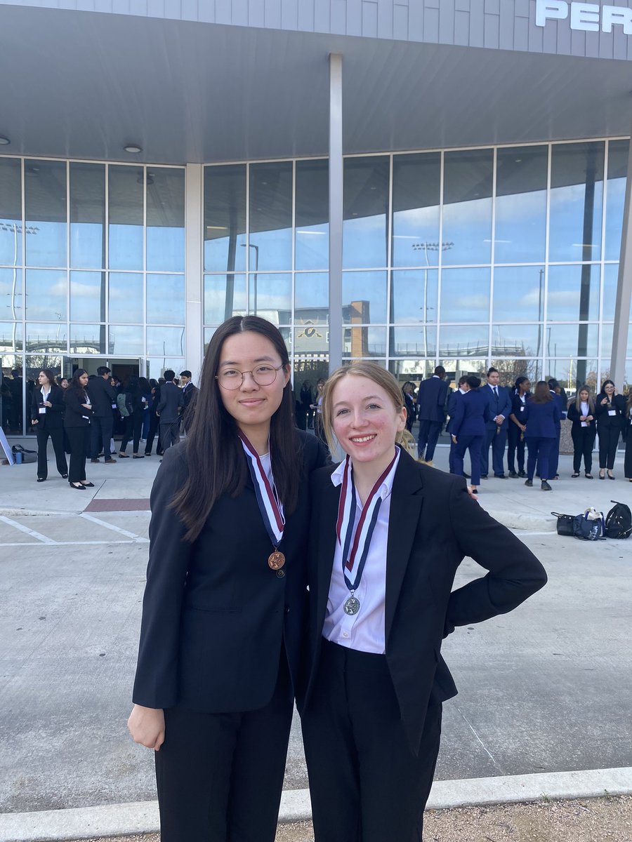 Nadia L. Thompson 🦋🐾 tweet media