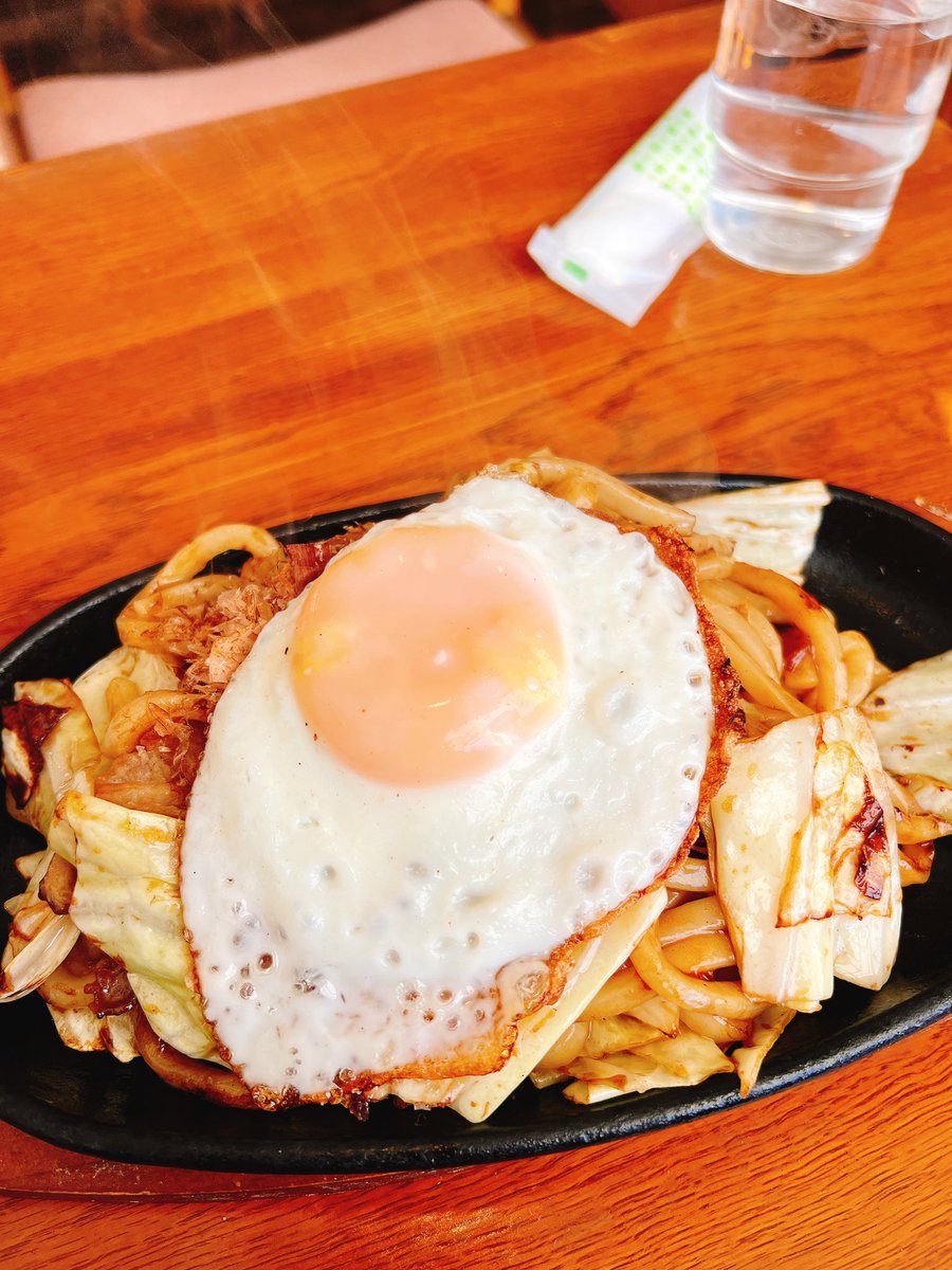 土曜日恒例のカフェ 焼うどんセット 美味しかったしボリュームありました😅 ＃焼うどん ＃カフェ ＃カフェ巡り ＃土曜日 ＃昼食