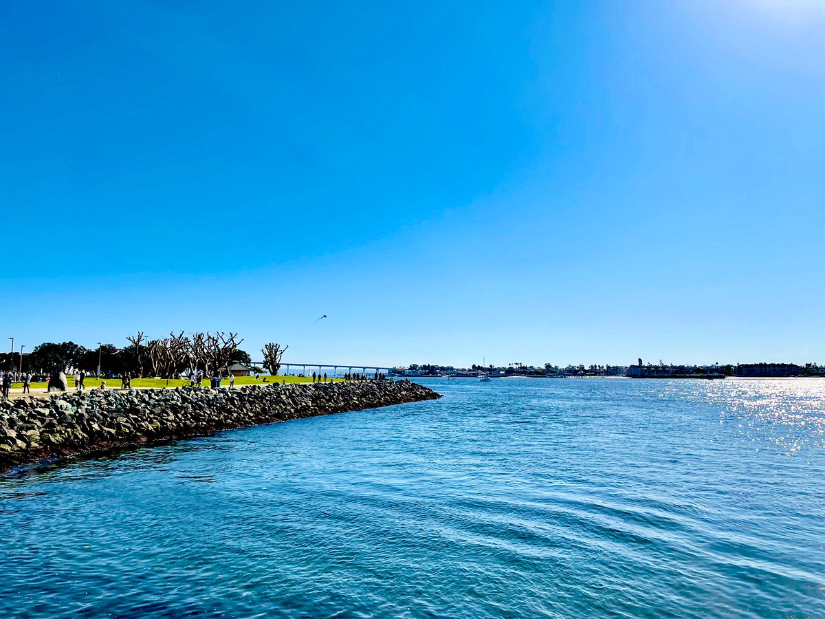 ☀️🤍#seaportvillage #sandiego  #welivewhereyouvacation