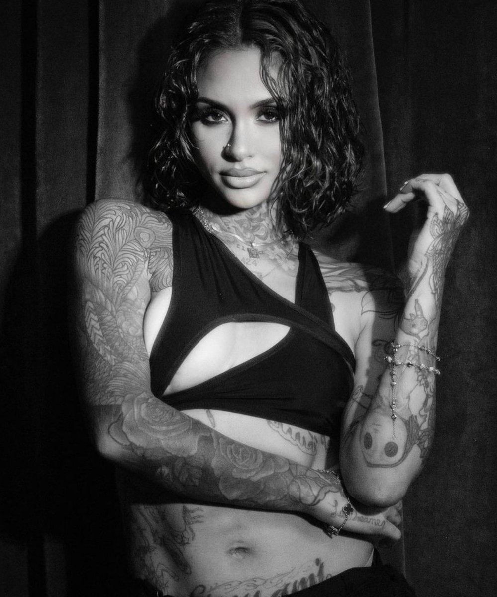 Raya (@vengeful_raya) on Twitter photo 