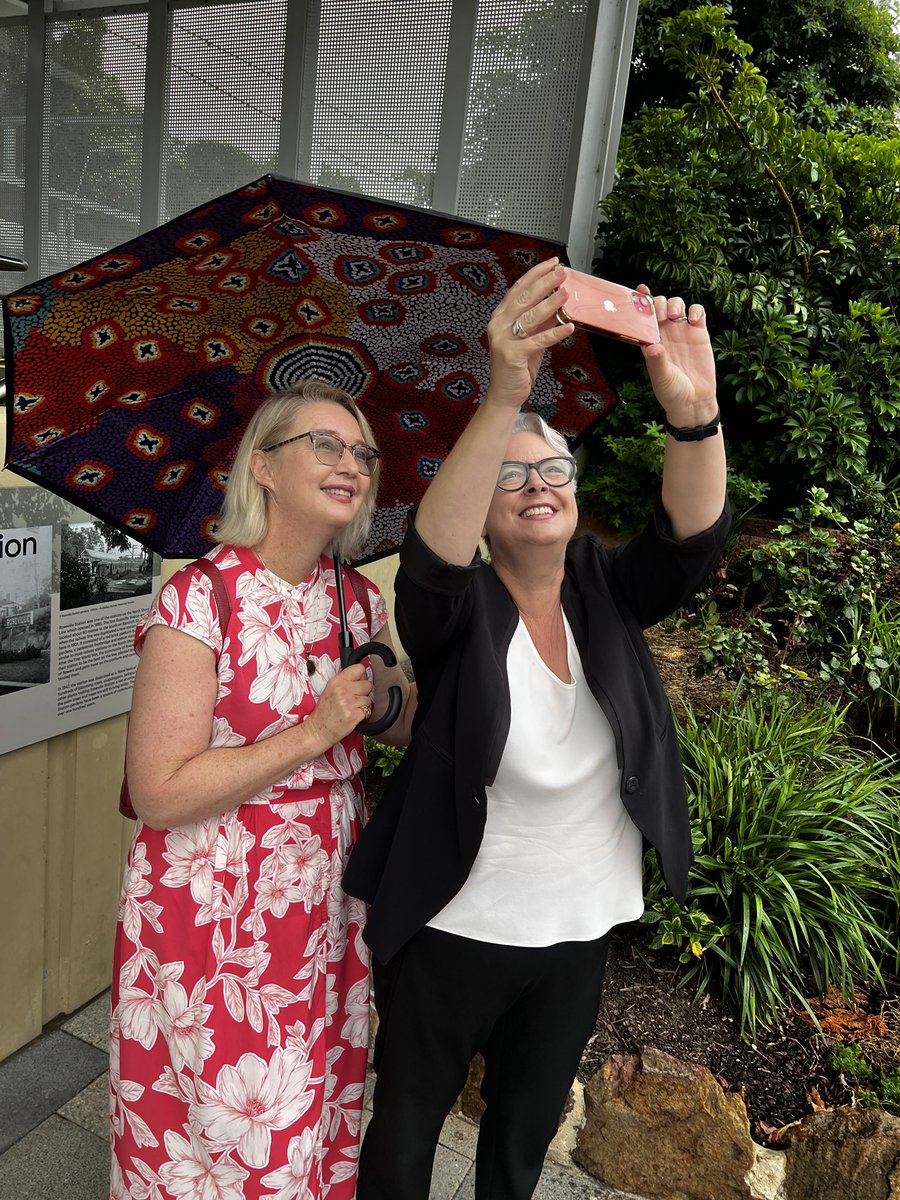 Labor4Davidson's tweet photo. Wonderful to catch up with @PennySharpemlc this morning at Roseville. We spoke about Labor’s plan to start the urgent work needed to bring koalas back from the brink. Something I am deeply passionate about.
#DavidsonVotes #NSWpol https://t.co/4EpA5hM0Ll