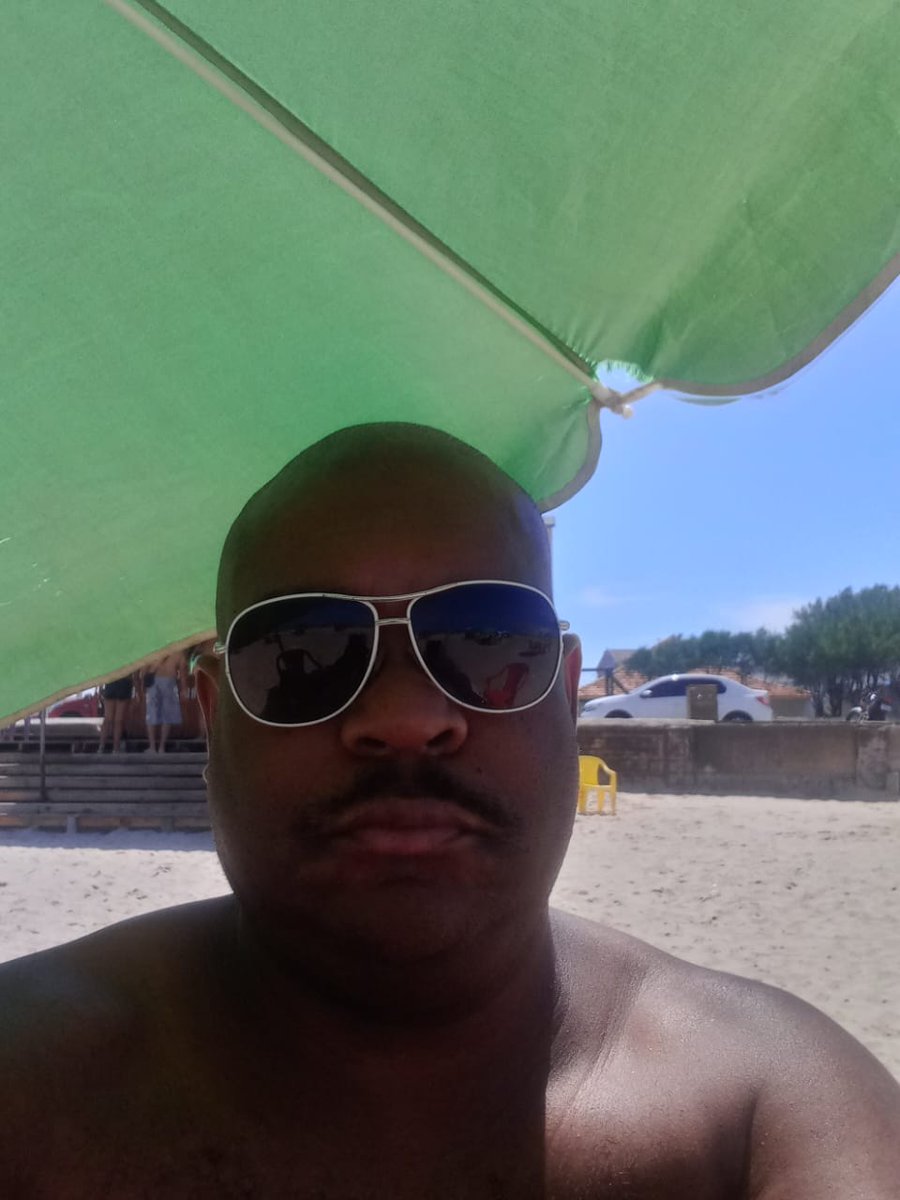 PeixotoRavel's tweet photo. curtindo uma praia em cidreira bom demais muito calor e tomando uma bem gelada https://t.co/u6jm42s0yX