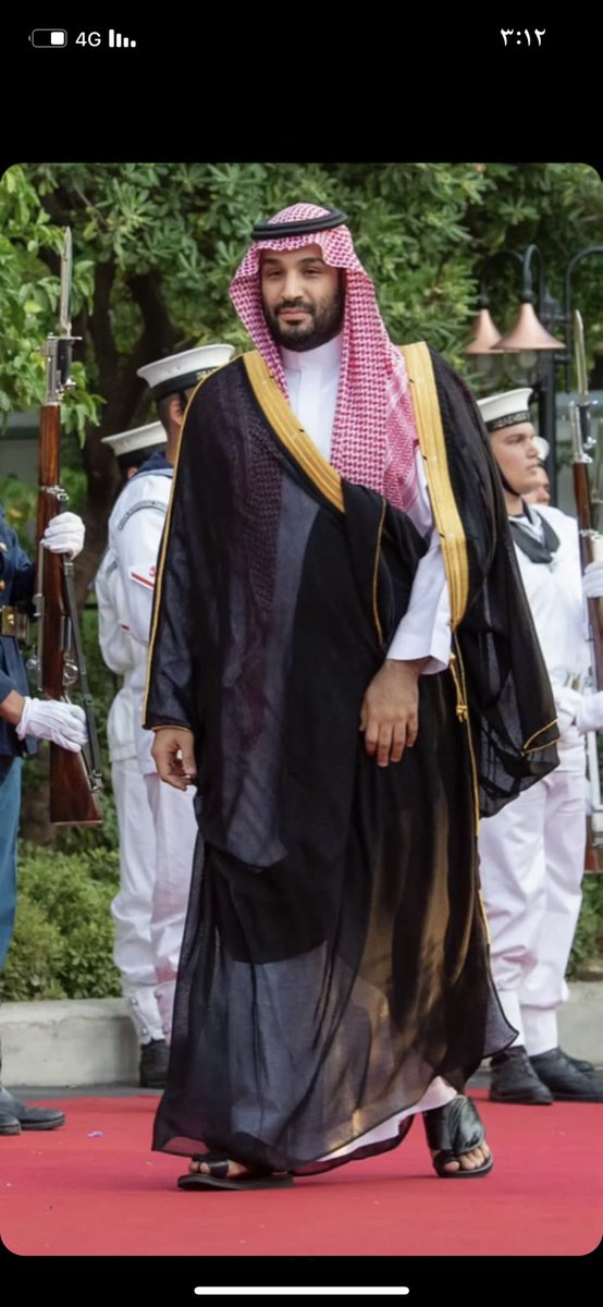 sultan_ali84's tweet photo. أفرد جناح  العز  وأنحر  سما  المجد
يا مختصر خمسة عشر عام في عام

جاتك حضارات الأمم وأنت في نجد
ورؤيتـك رؤية عـز  وآمـال وألـهـام

#محمد_بن_سلمان
#ولي_العهد https://t.co/hiWjeht5Yf