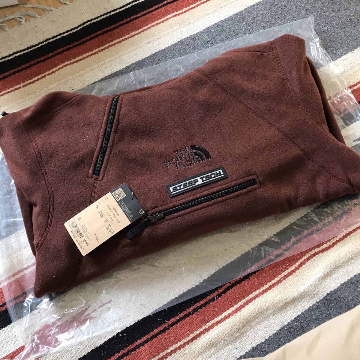 areyou_happy's tweet photo. 着ようか迷ってる
#supreme
#シュプリーム
#northface
#steeptech
#シュプリーム
#ノースフェイス
#スティープテック https://t.co/HFhdDYRYnM