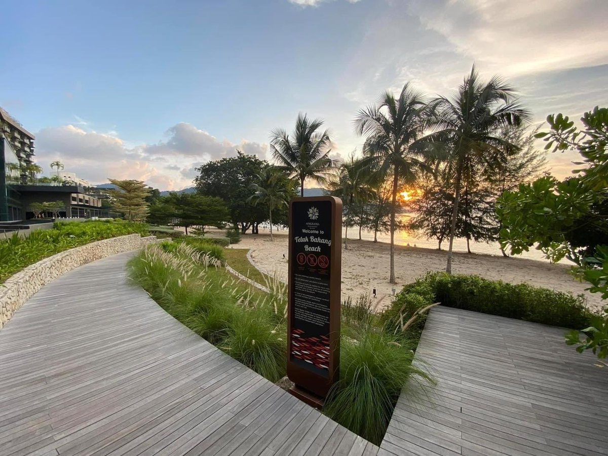afeezvanilla's tweet photo. Angsana Teluk Bahang, Penang

View dia tu memang cantik, sebab menghadap pantai kan. Memang cun kalau nak santai2 kat sini bersama family. Quality time gitu.👨‍👩‍👦 

Boleh tengok2 pakej ni kat sini : https://t.co/gitlOtUBSj https://t.co/Pvcs3jBViv