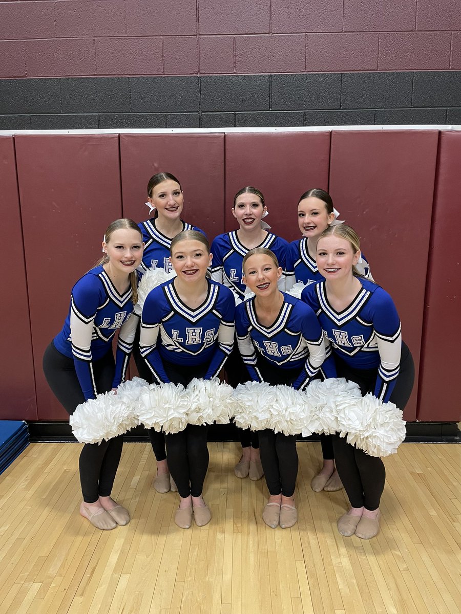 Amazing day today at LSN! Very proud of these girls! 1st in Jazz and 2nd in Pom! Way to go Sapphires!! 💙💙